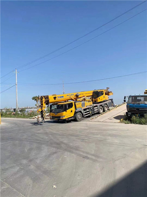 理县吊车作业时，可能会产生哪些额外收费项目？